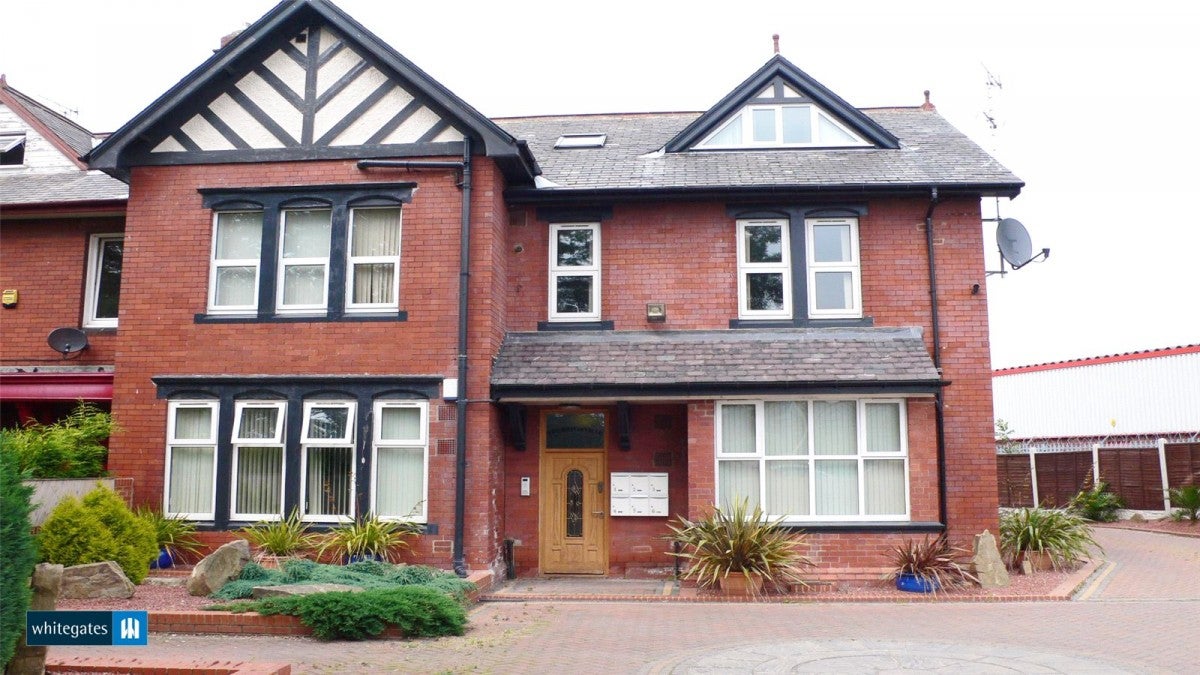 Flat Moorhouse Avenue in Leeds