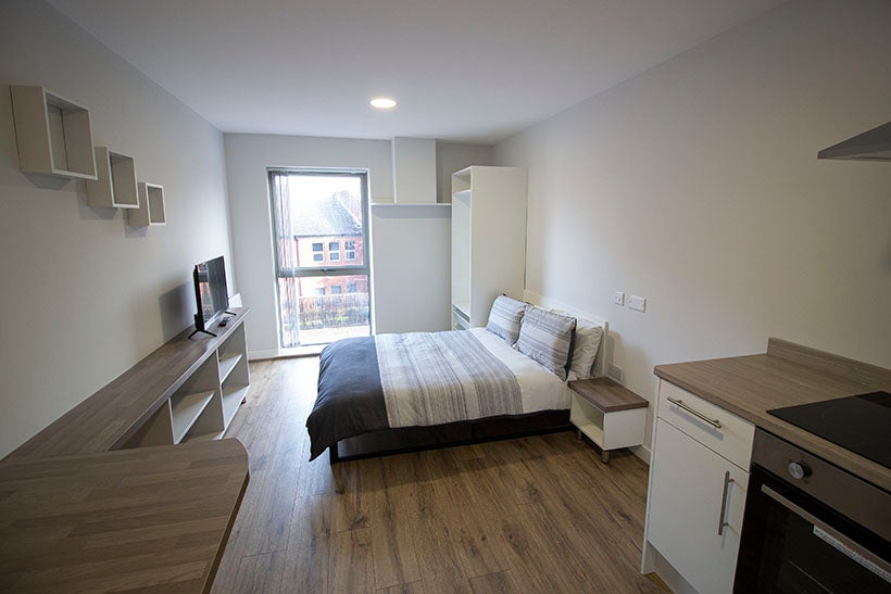 Room Clare Street in Nottingham