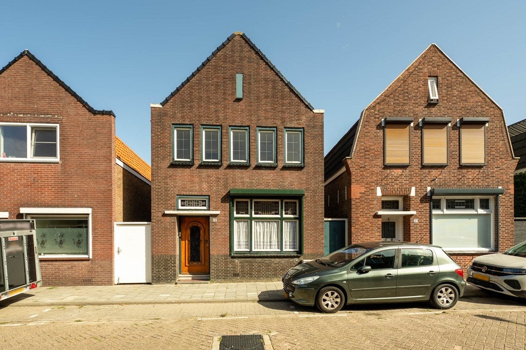 Huis Maxburgh 19 in Roosendaal