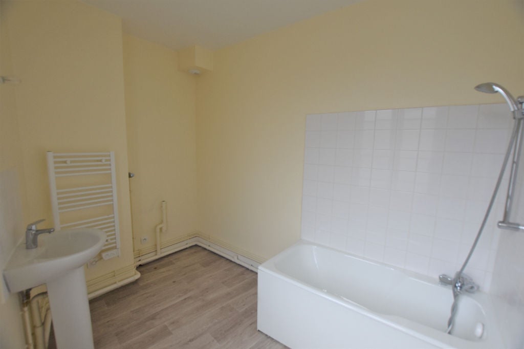 Appartement Cour des Magnans à Magny-en-Vexin