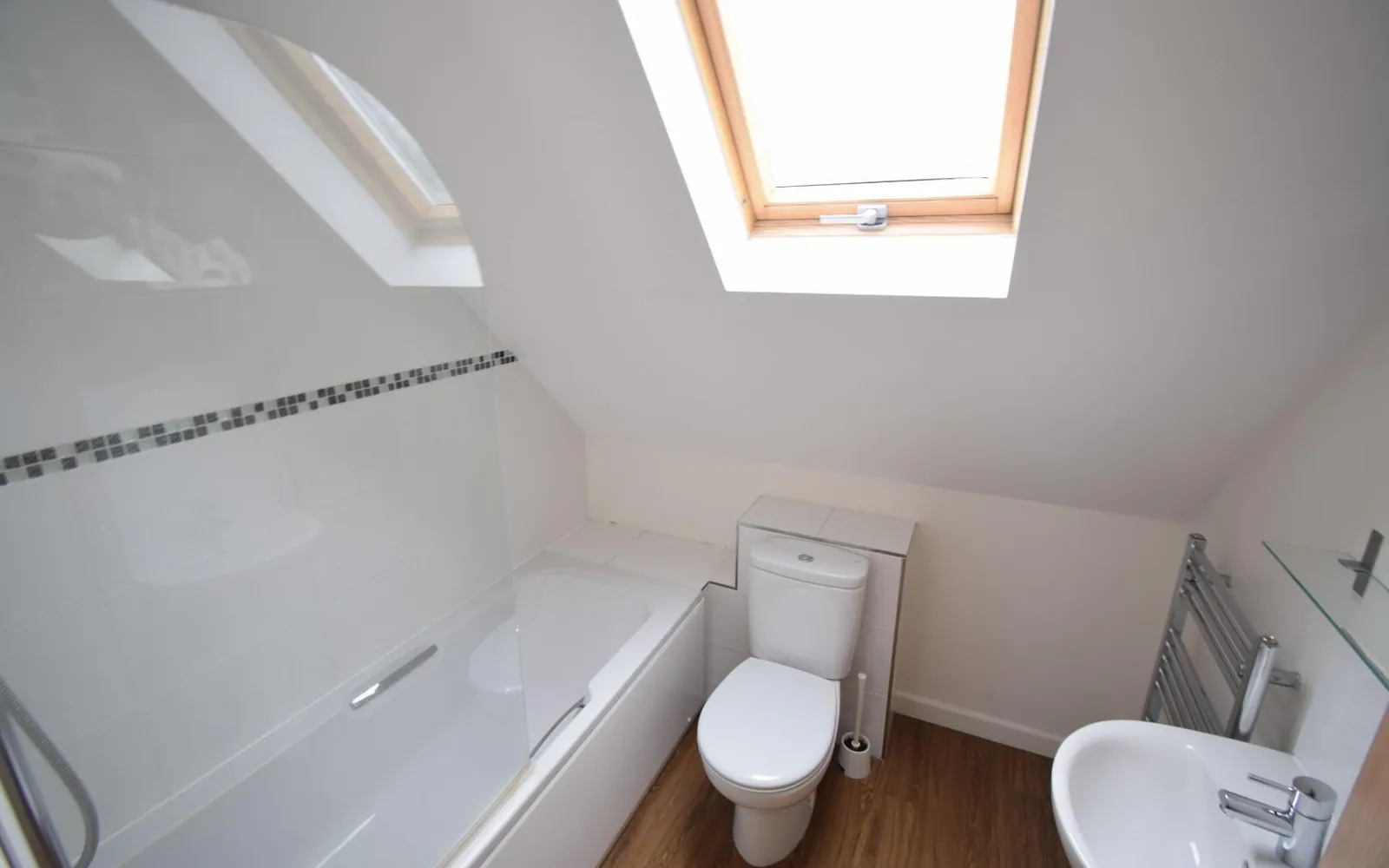House Olivia Close in Corfe Mullen