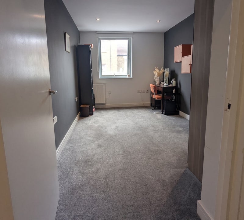 Room Tanners Hill in Greater London