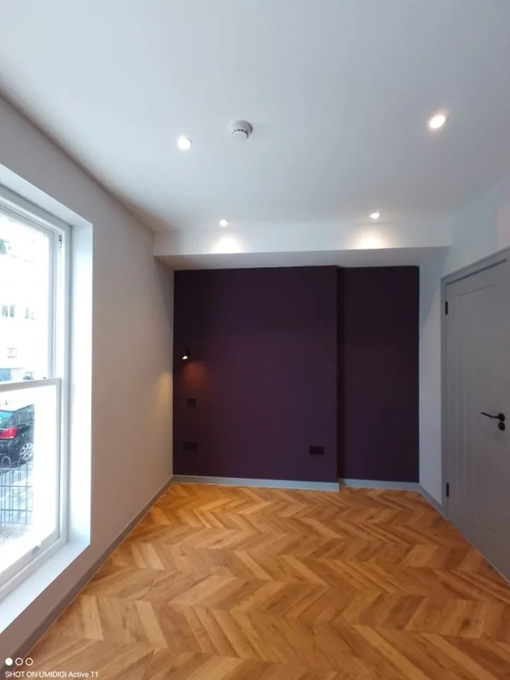 Room Southwell Road in Greater London