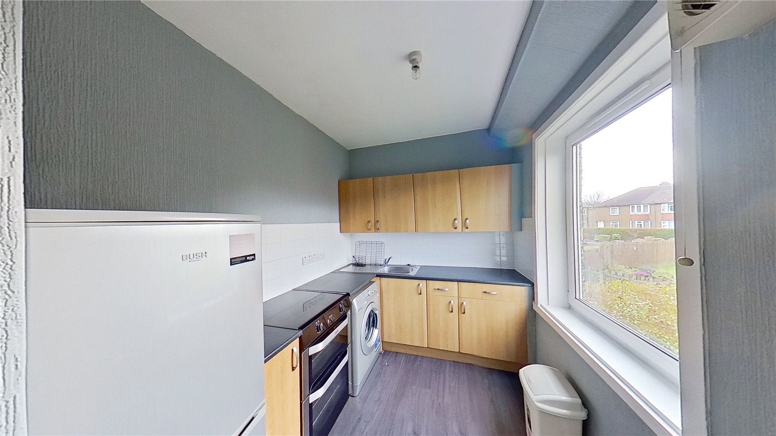 Flat Broomhall Avenue in City of Edinburgh