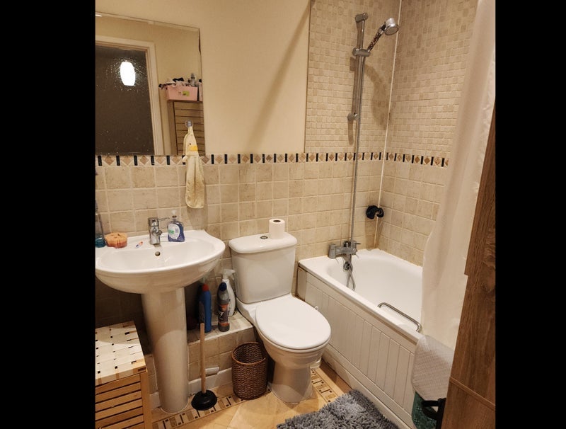 Room Donato Drive in Greater London