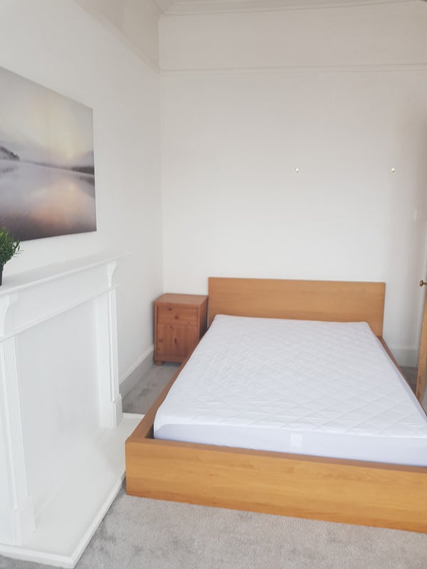 Room Nairn Street in Glasgow