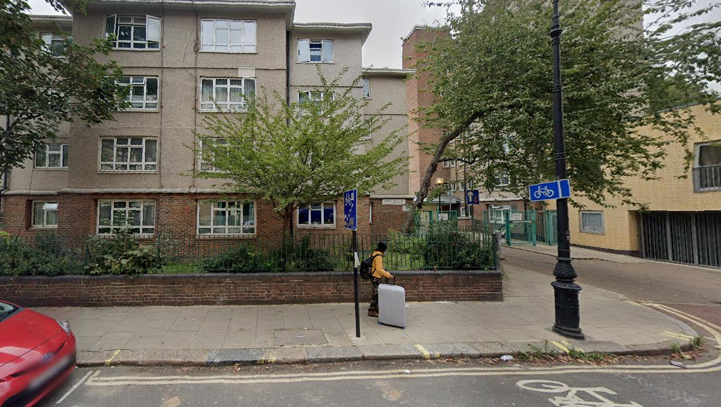 Flat Sidmouth Street in Greater London