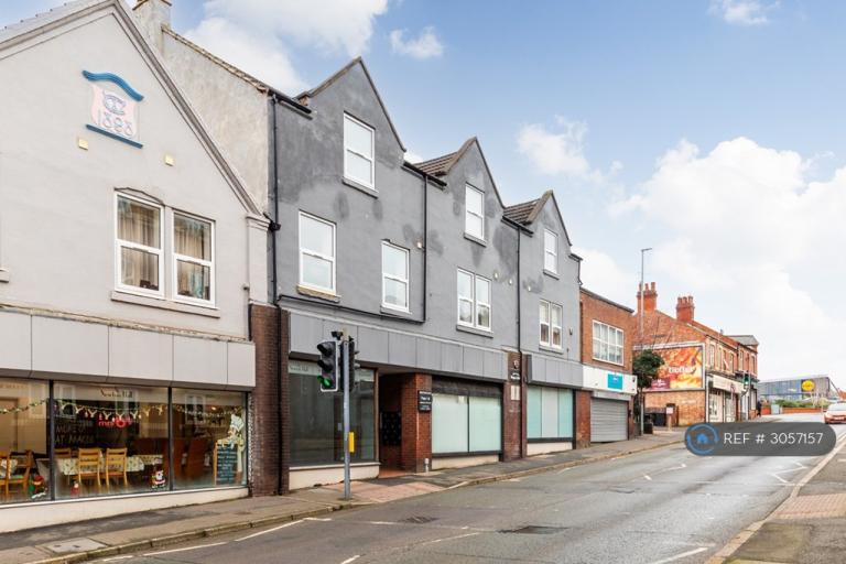 Flat Newton Road in Rushden