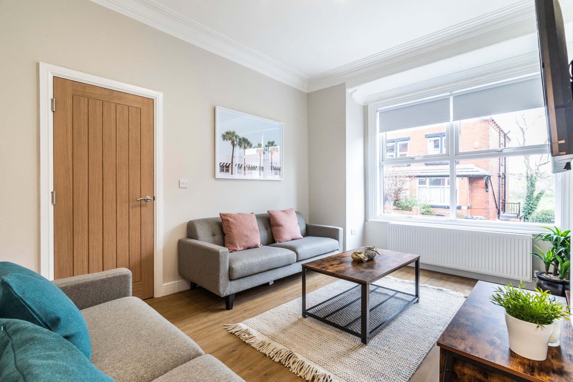 Room Hartley Avenue in Leeds