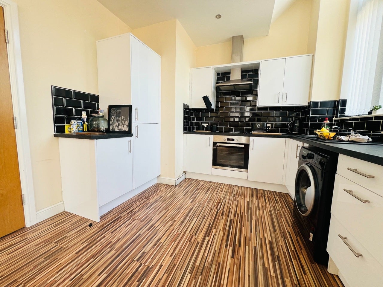 Flat Richardshaw Lane in Leeds