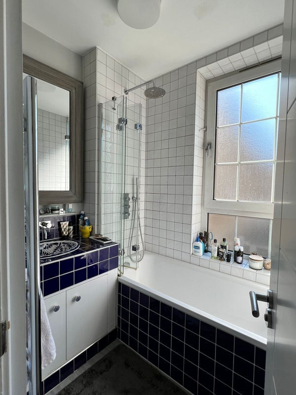 Room Watts Street in Greater London
