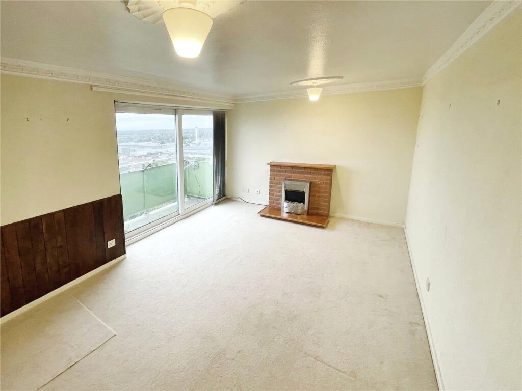 Flat Okement Drive in Wolverhampton