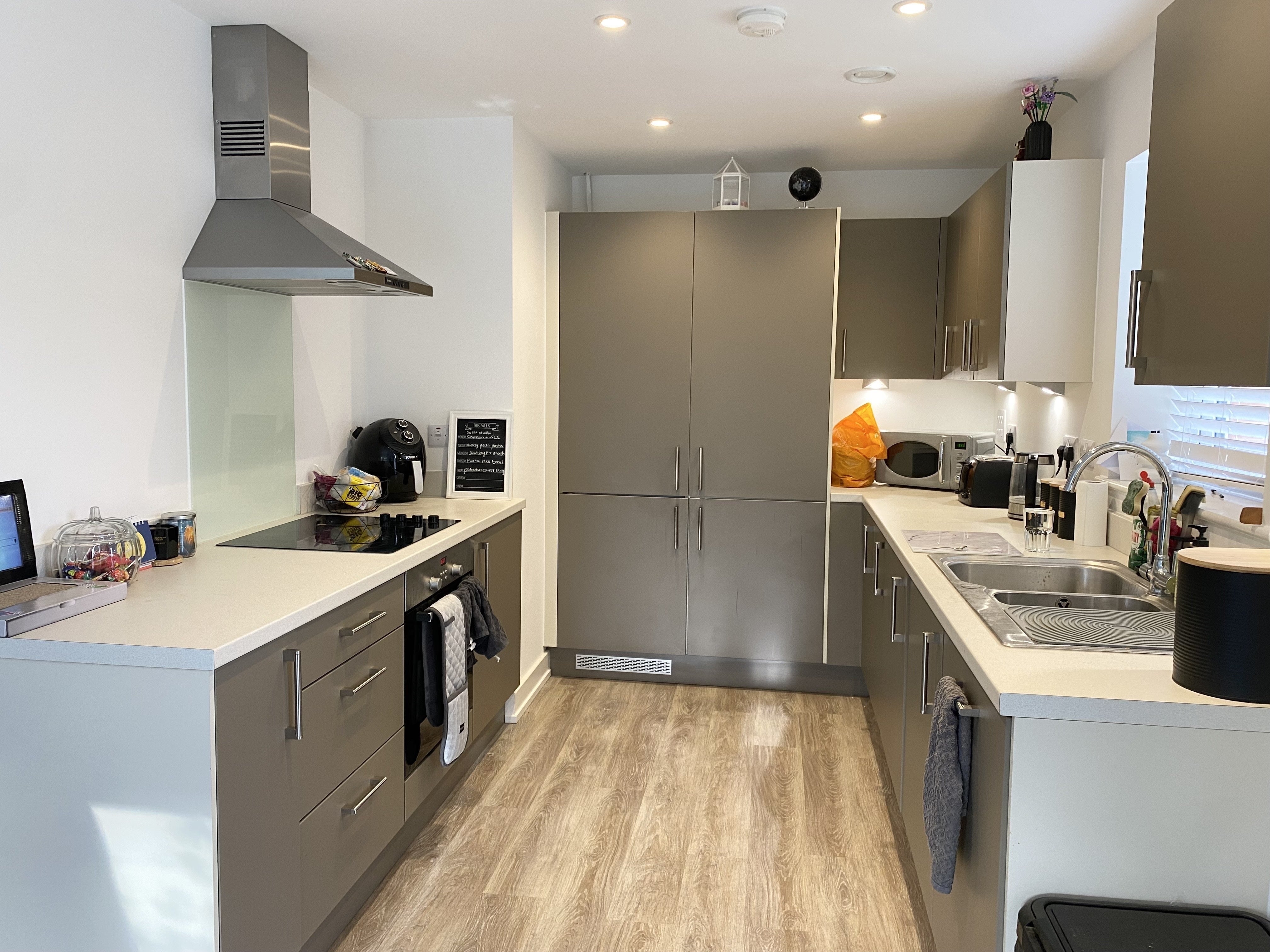 Flat Rookfield Road in Horsham