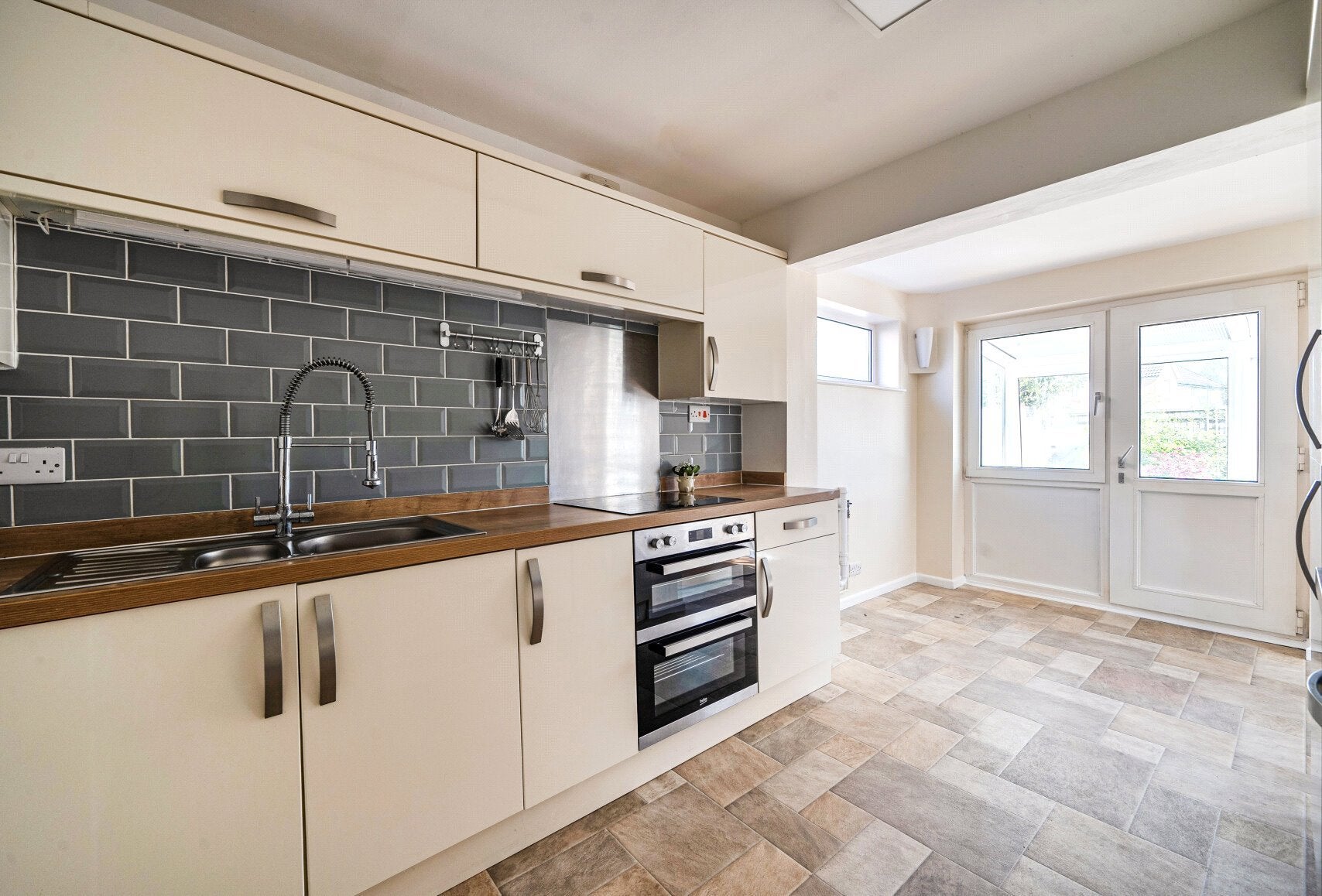 House Read Way in Bishop's Cleeve
