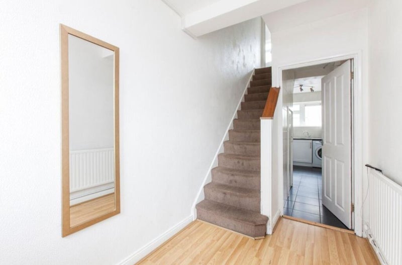 Room Bronti Close in Greater London