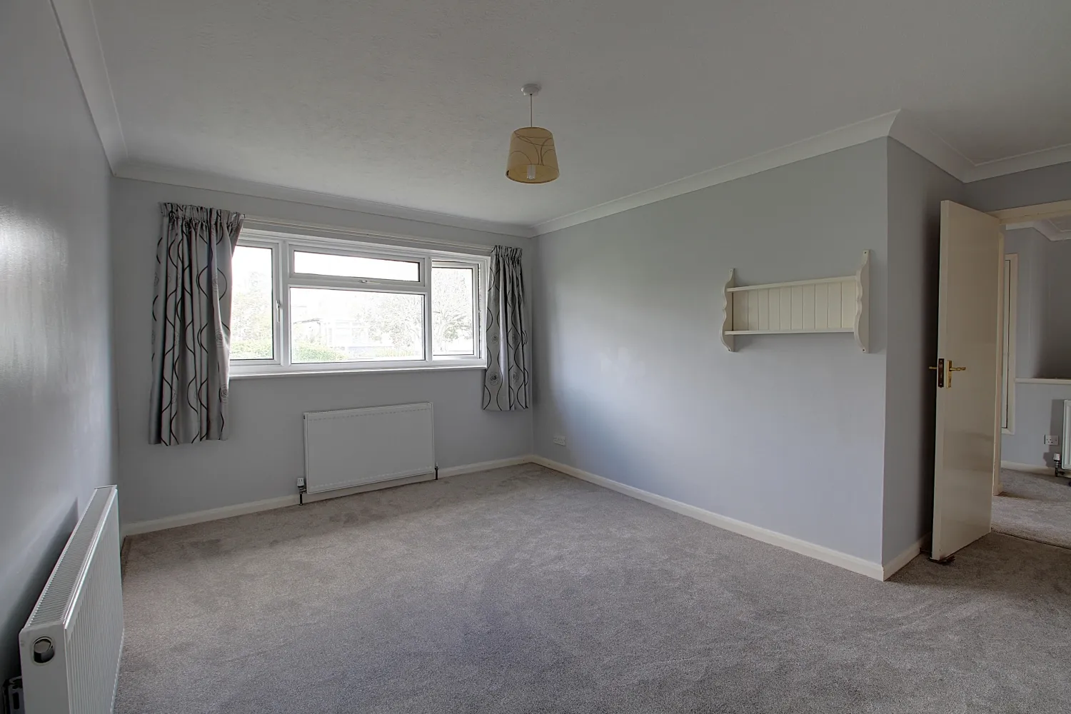 Flat Nutley Avenue in Brighton