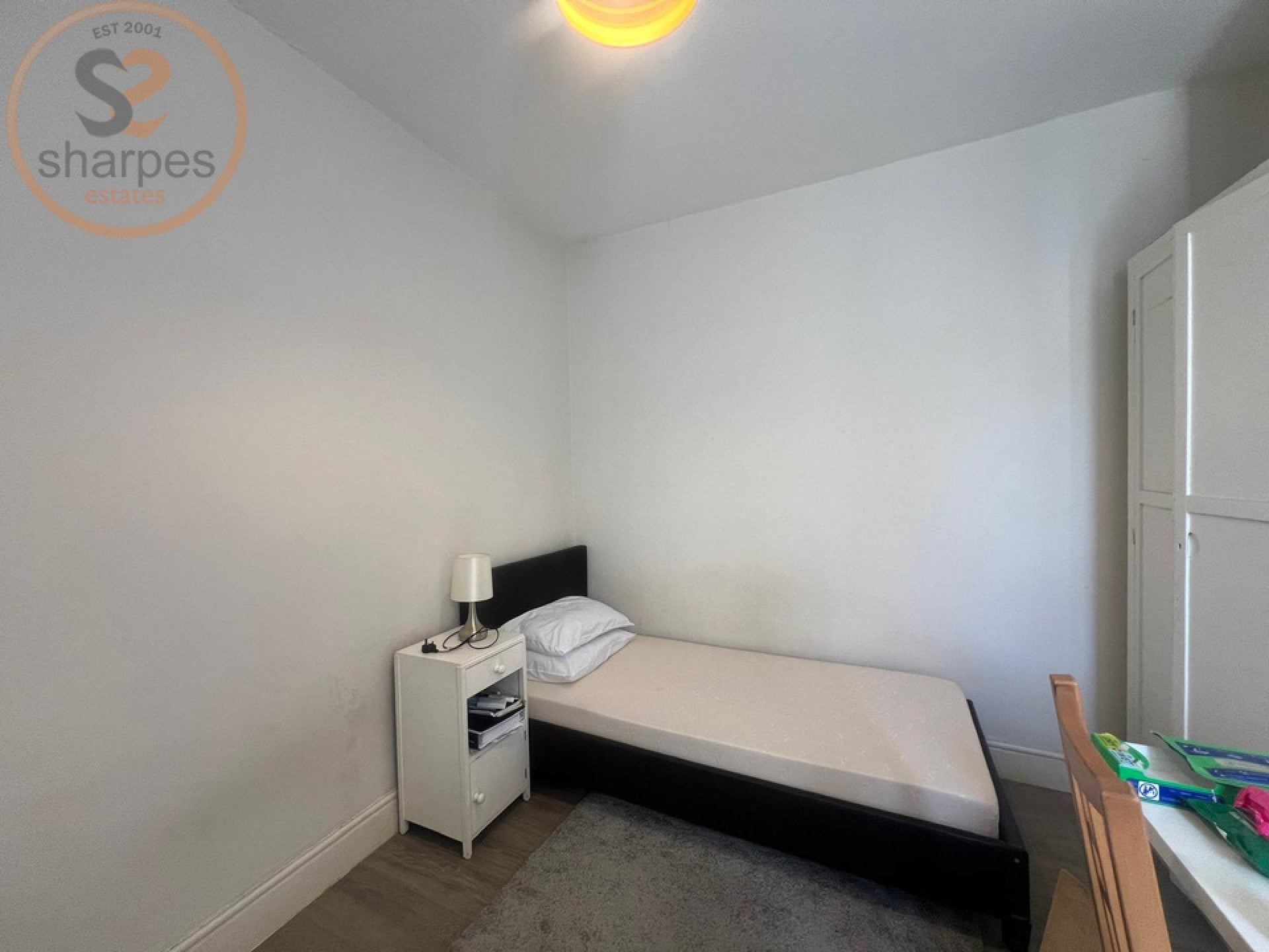 Room Cavendish Road in Greater London