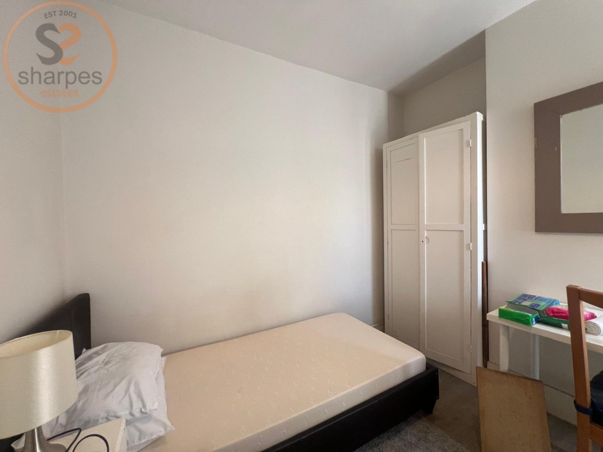 Room Cavendish Road in Greater London