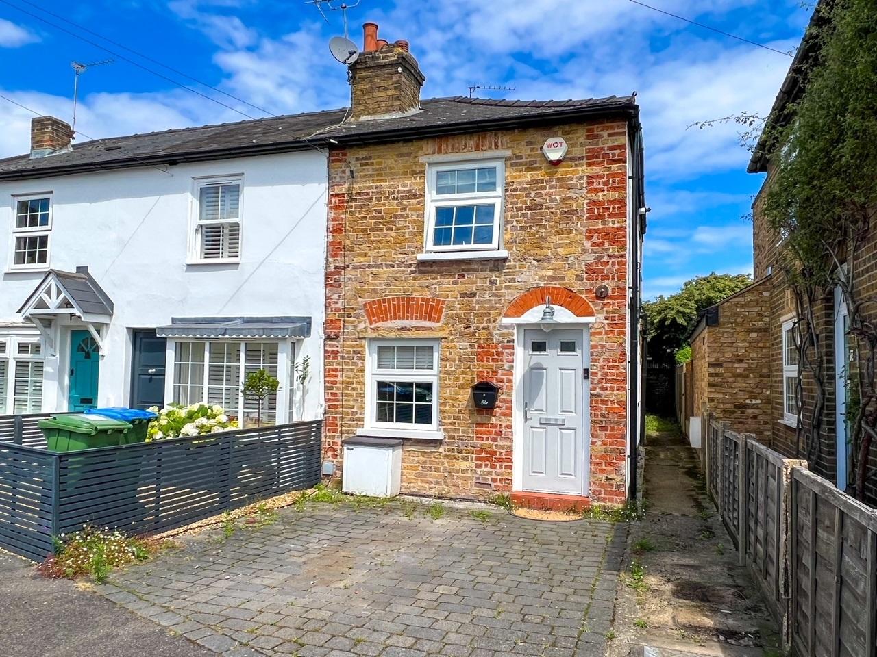House Hurst Lane in Elmbridge