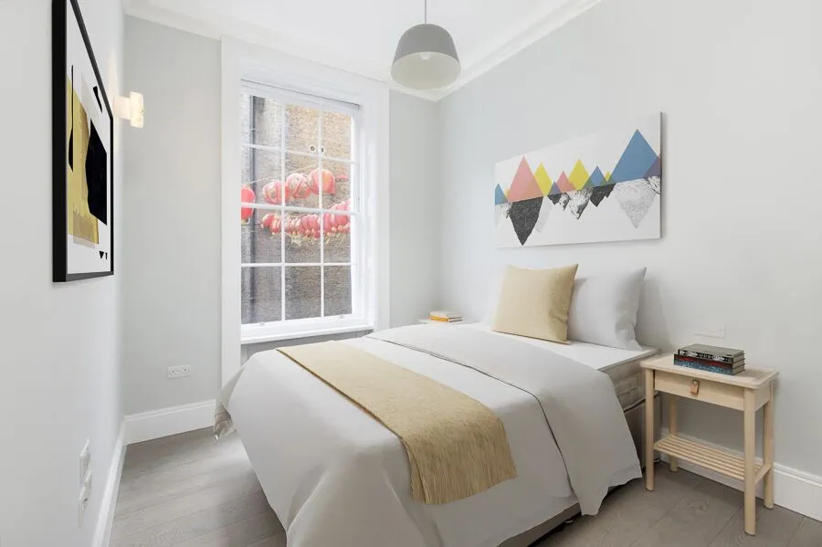 Flat Gerrard Street in City of Westminster