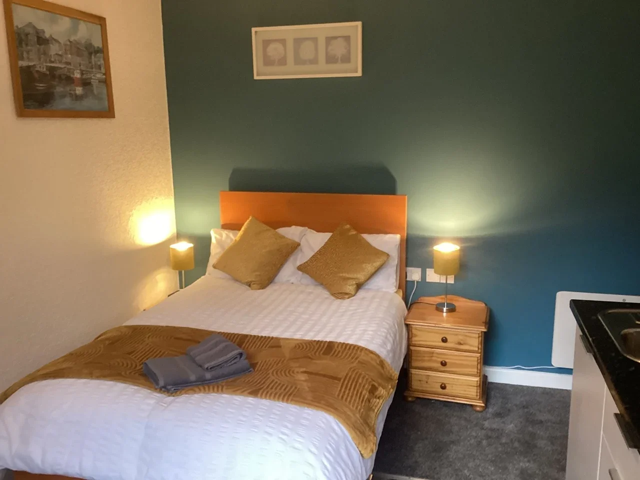 Room Manor Road in Coventry