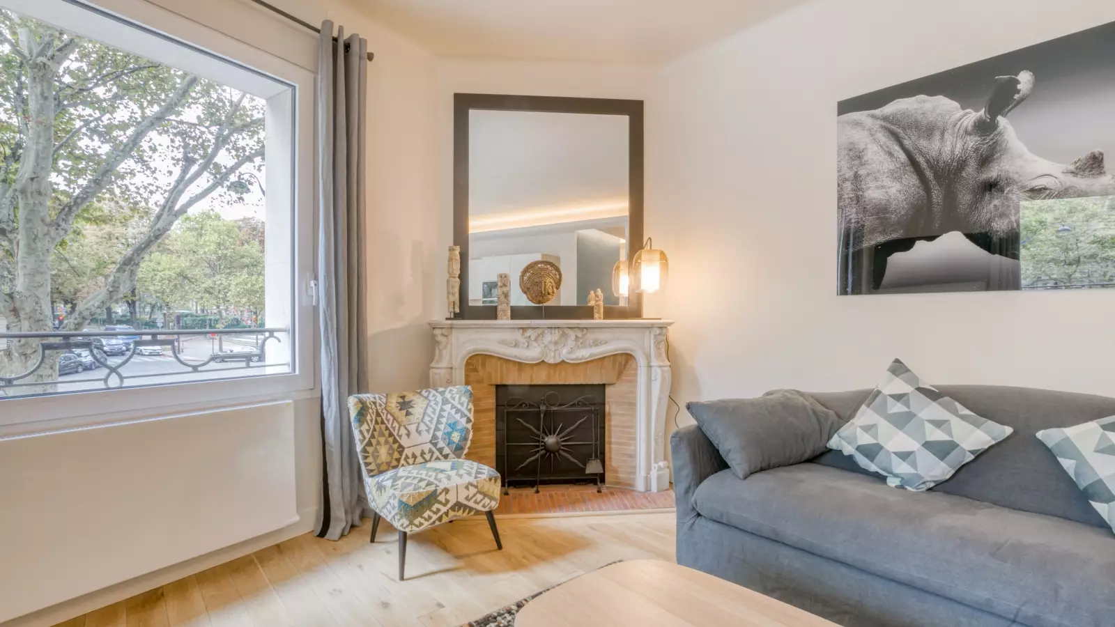 Flat Rue Georges Bizet in Paris