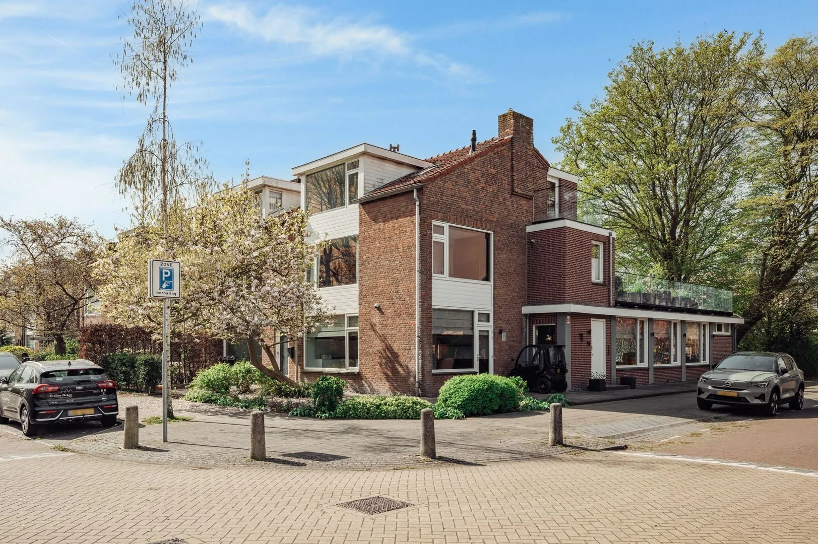 Huis Borssenburg 51 in Amstelveen
