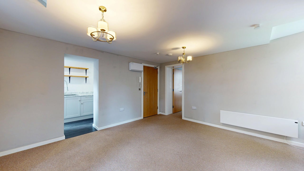 Flat Clarence Road in Leeds
