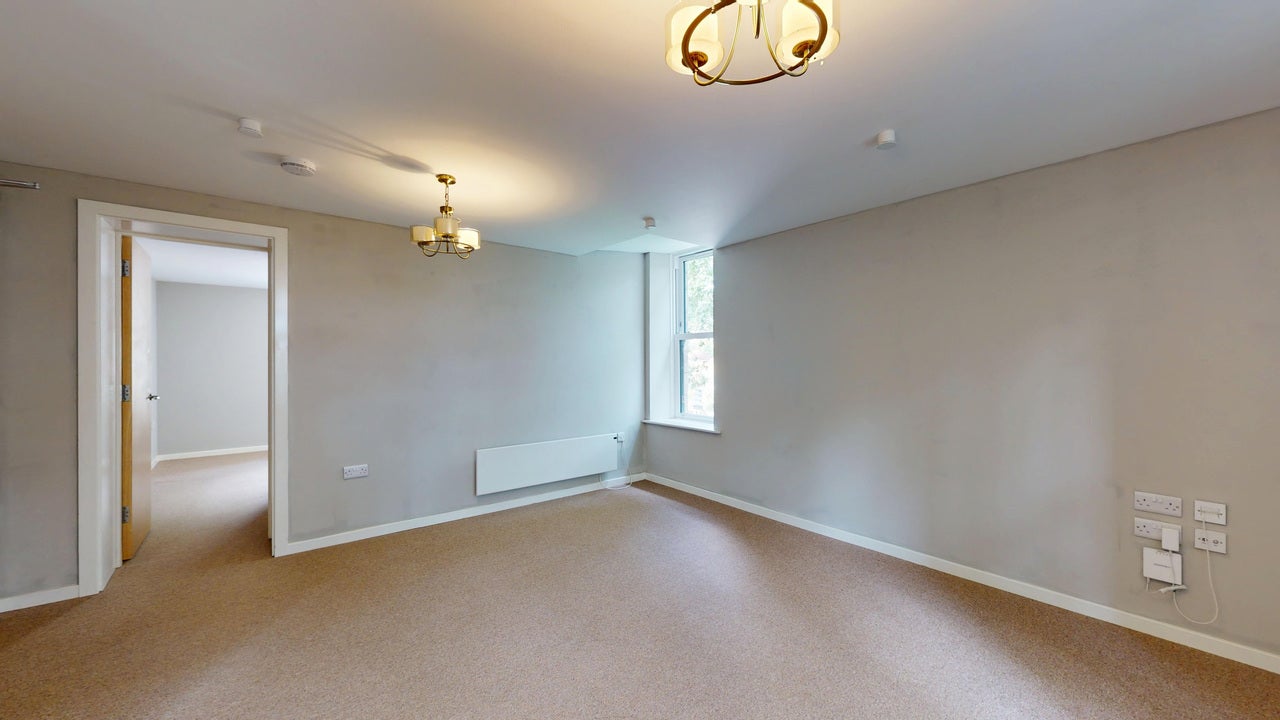 Flat Clarence Road in Leeds