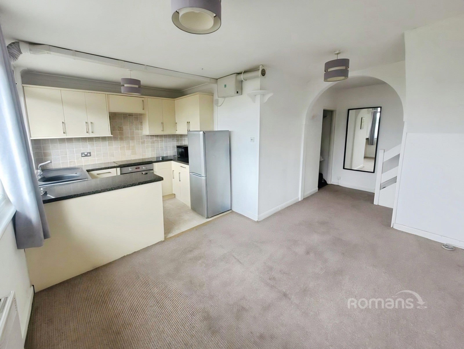 Flat Farnham Road in Slough