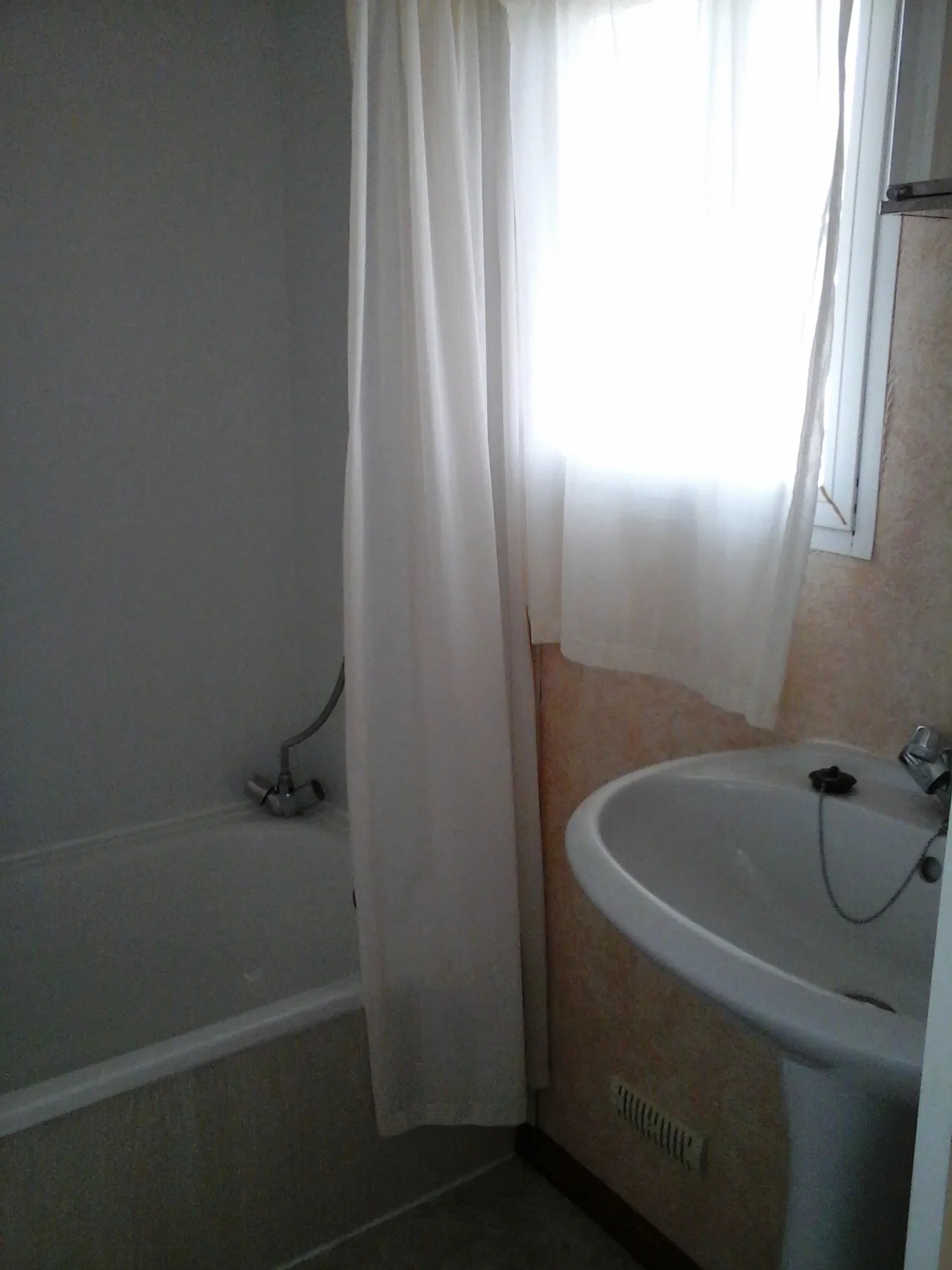 Chambre C 6 à Soumensac