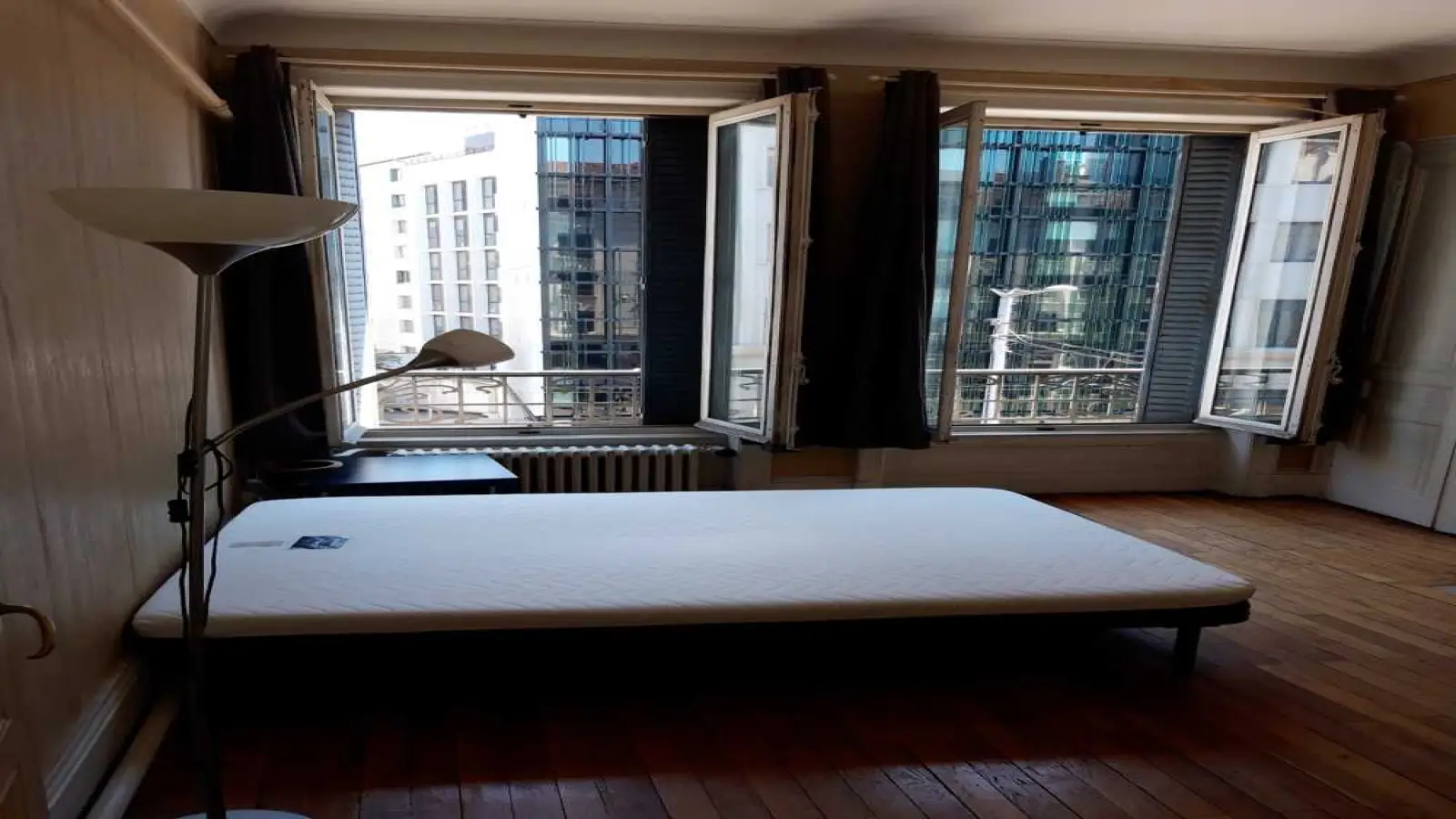 Chambre Rue Waldeck-Rousseau à Lyon