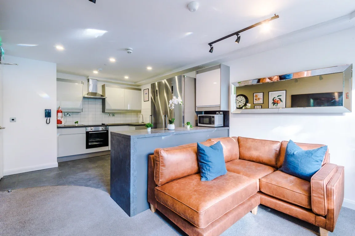 Flat Eskdale Terrace in Newcastle upon Tyne