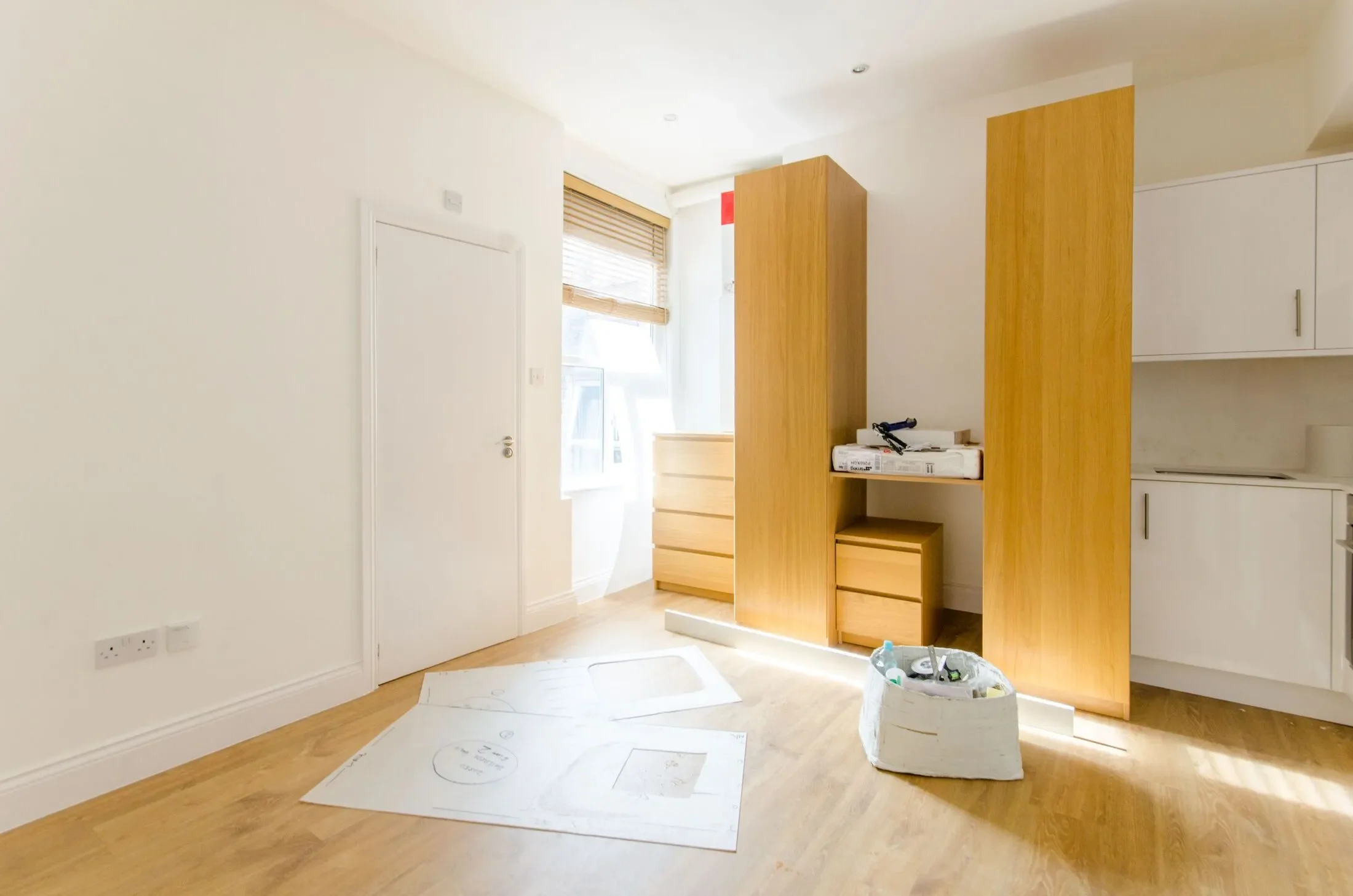Flat Claverley Grove in Greater London