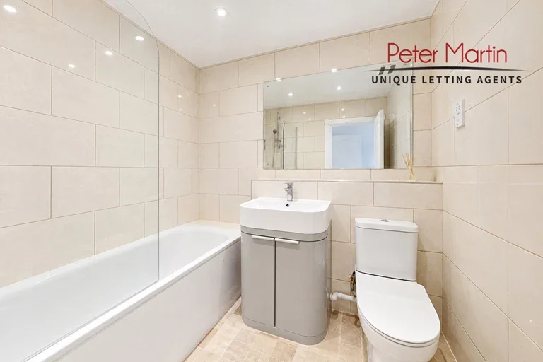 Flat Portsdown Mews in Greater London