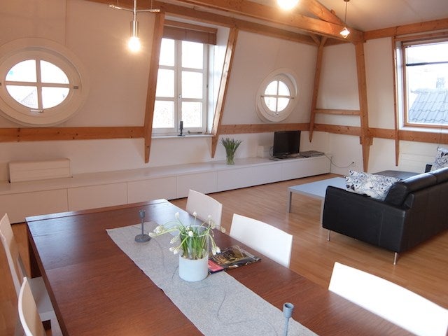 Flat Sarphatistraat in Amsterdam