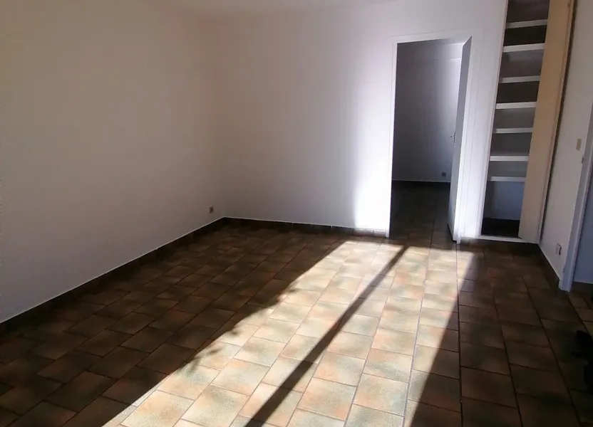 Appartement Avenue Pierre Corneille à Morangis