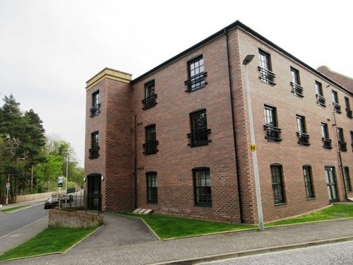 Flat Old Dalmore Drive in Auchendinny