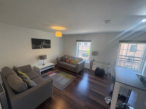 Flat Old Dalmore Drive in Auchendinny