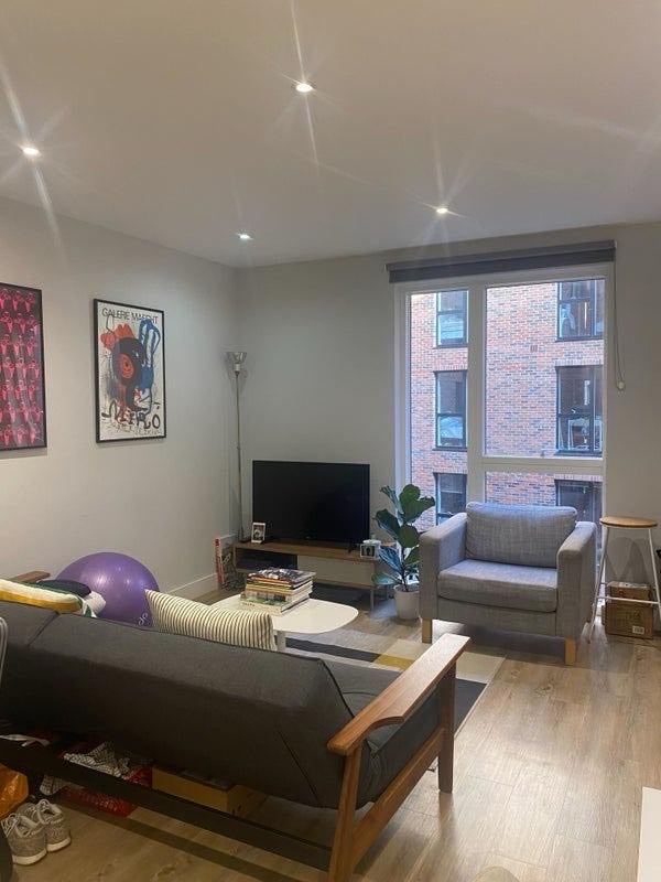 Room Tyssen Street in Greater London