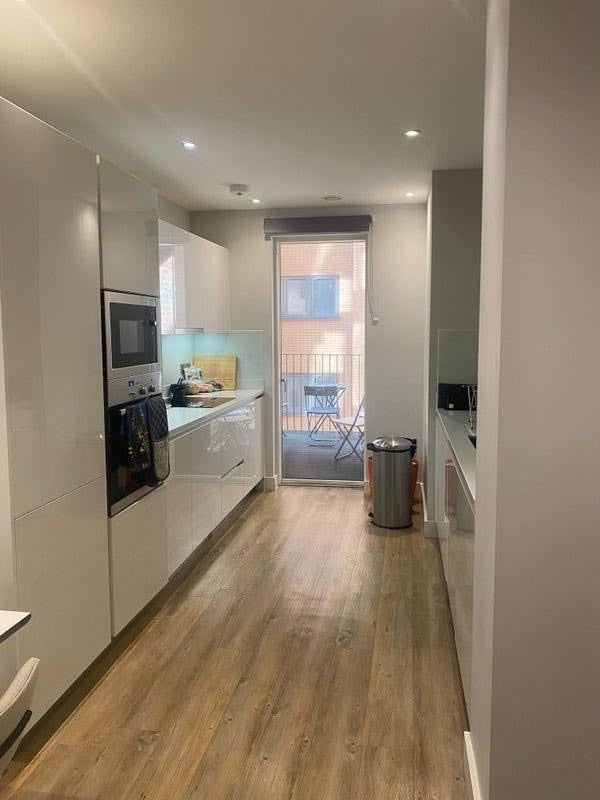 Room Tyssen Street in Greater London
