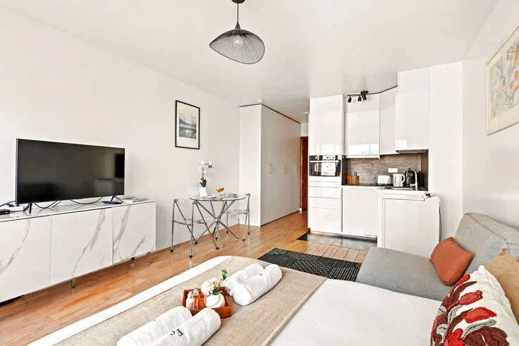 Flat Rue Van Loo in Paris