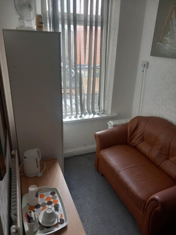 Room Vance Road in Blackpool