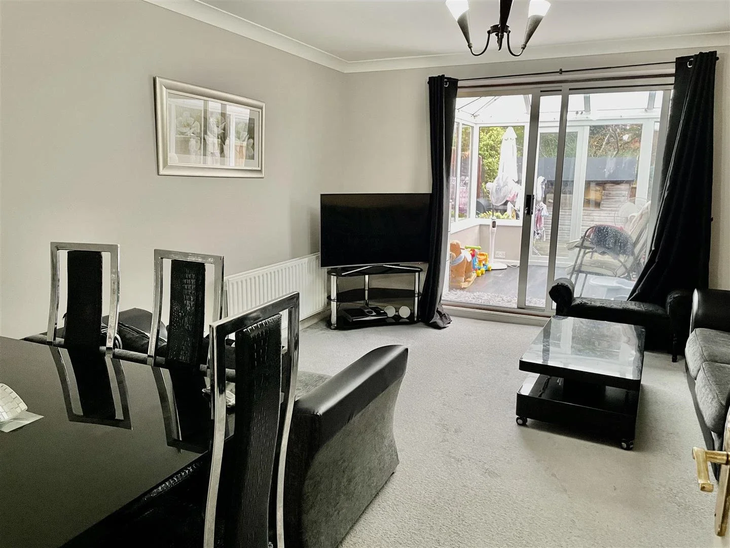 House Wroxham Way in Greater London