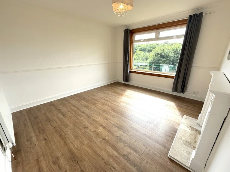 Flat Whiteside in Bathgate
