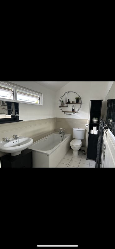 Room Samuel Road in Basildon