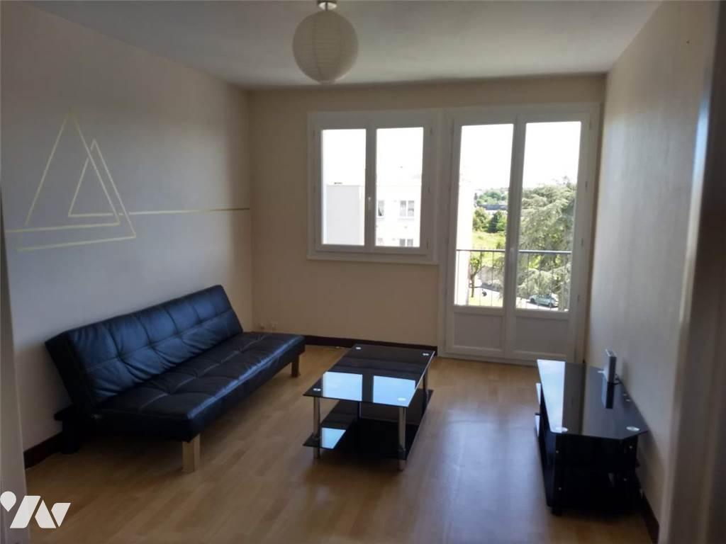 Flat Rue d'Hilard in Laval