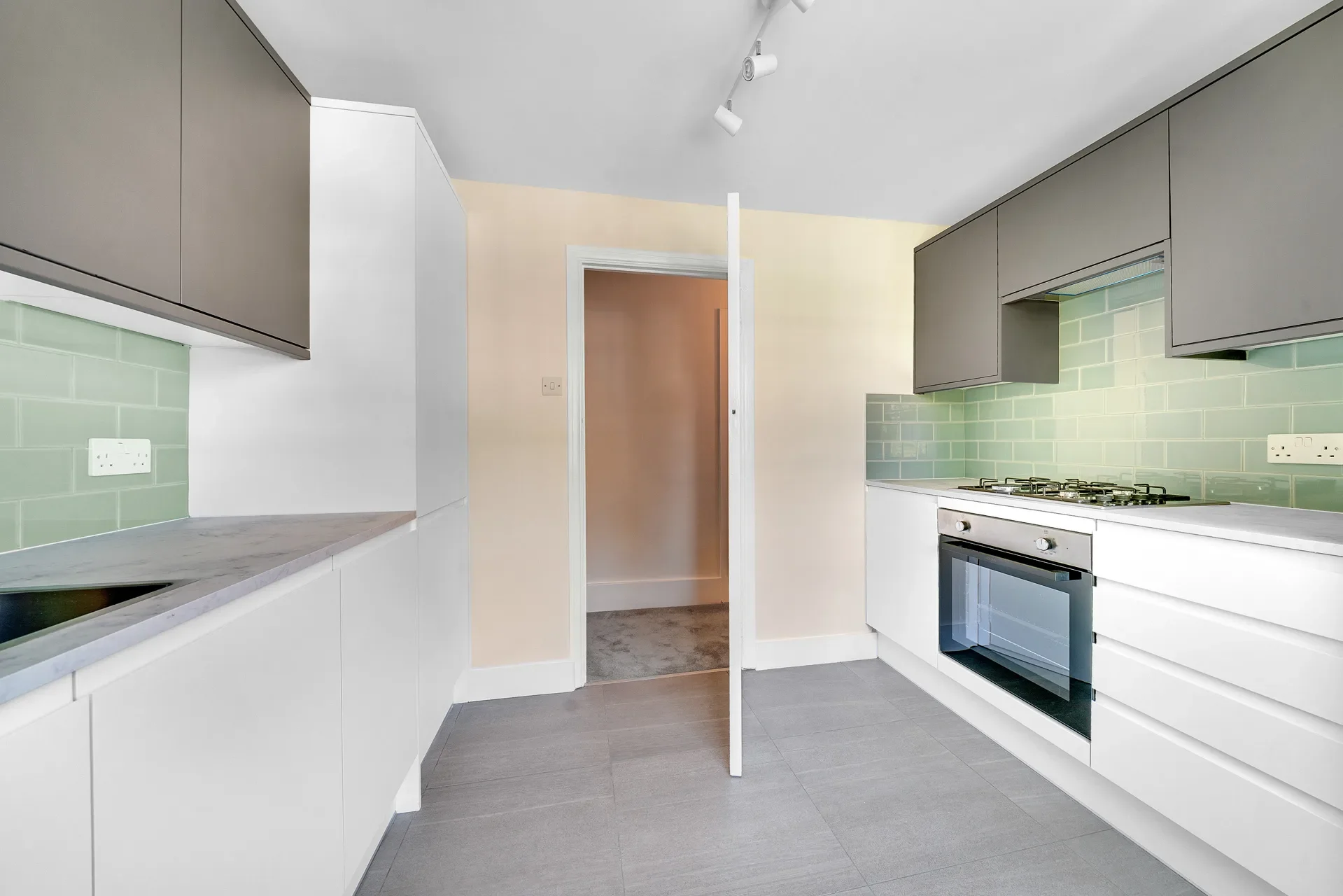 Flat Highbury Park in Greater London