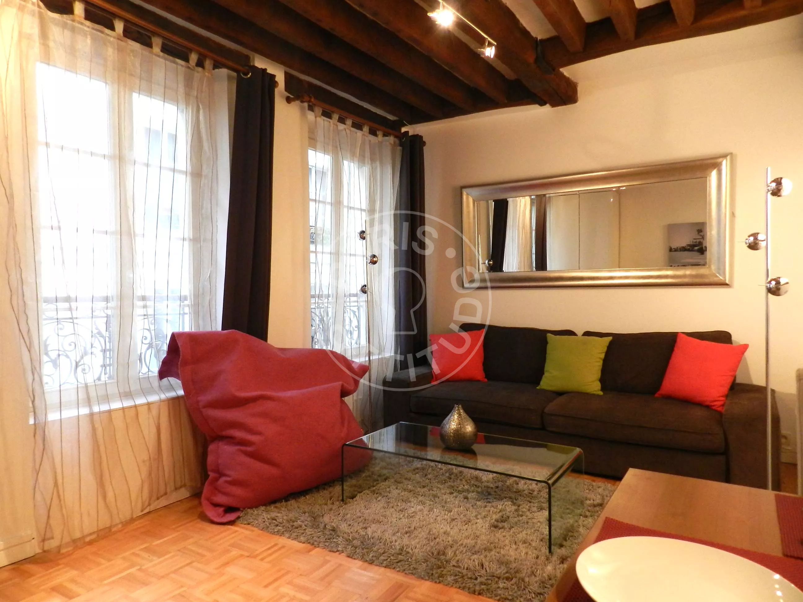 Flat Rue Tiquetonne in Paris