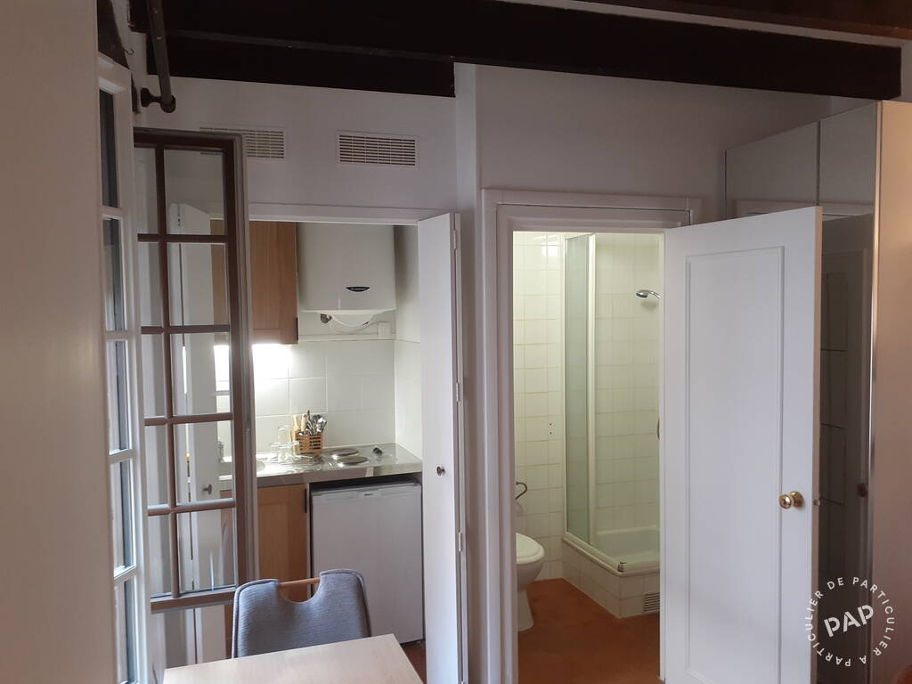 Appartement Rue des Saints-Pères à Paris